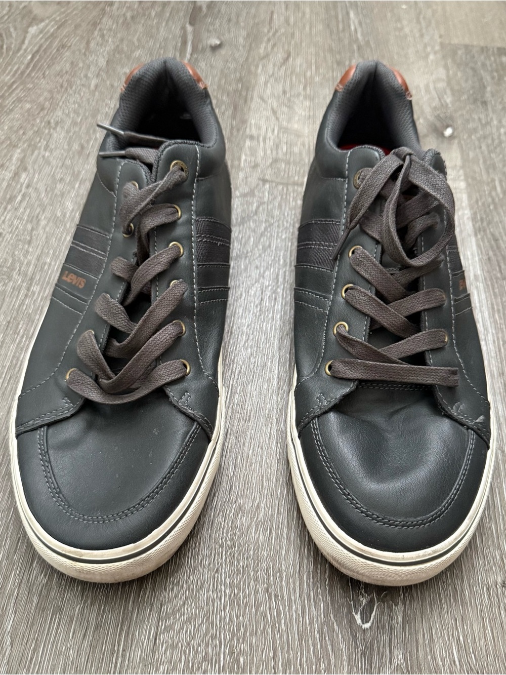 Men's Levi's Leather Low-Top Sneakers | Turner Sport Casuals